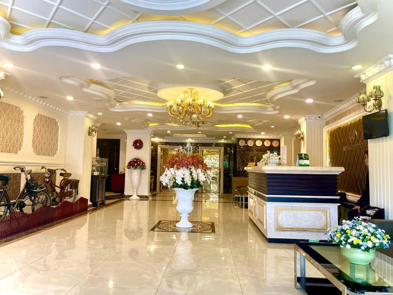 Royal Dalat Hotel Exterior photo