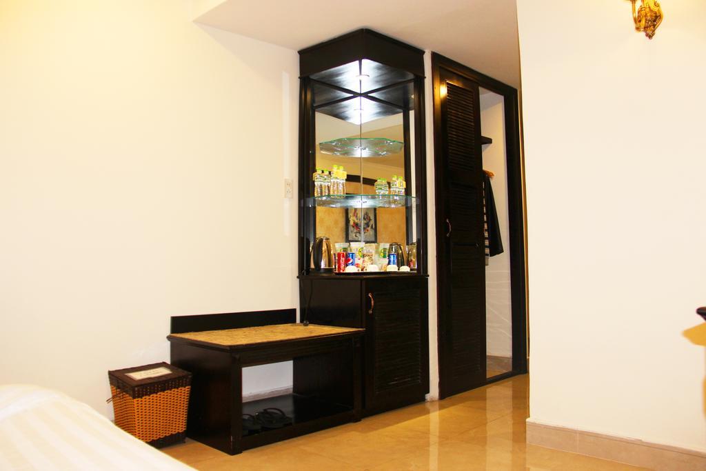 Royal Dalat Hotel Exterior photo