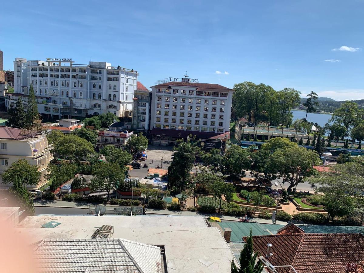 Royal Dalat Hotel Exterior photo