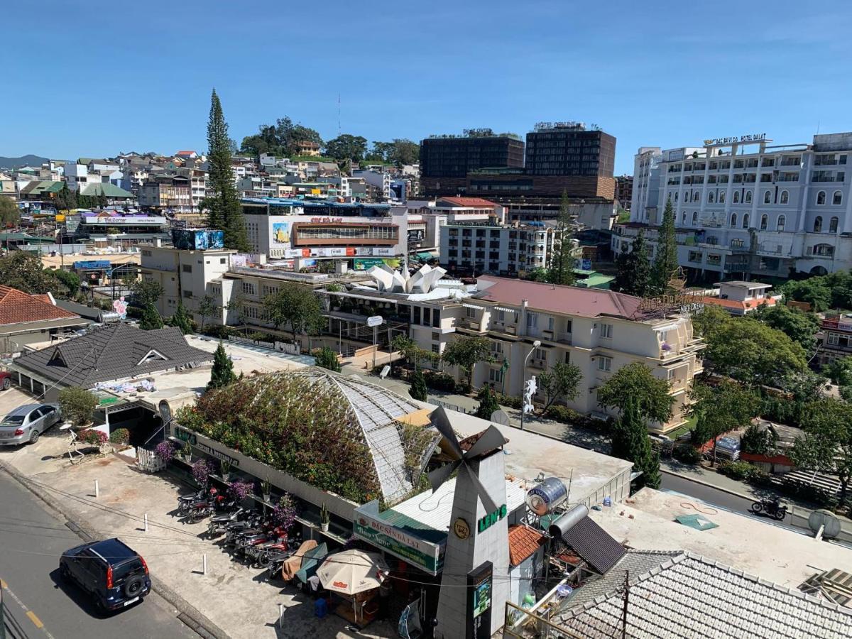 Royal Dalat Hotel Exterior photo